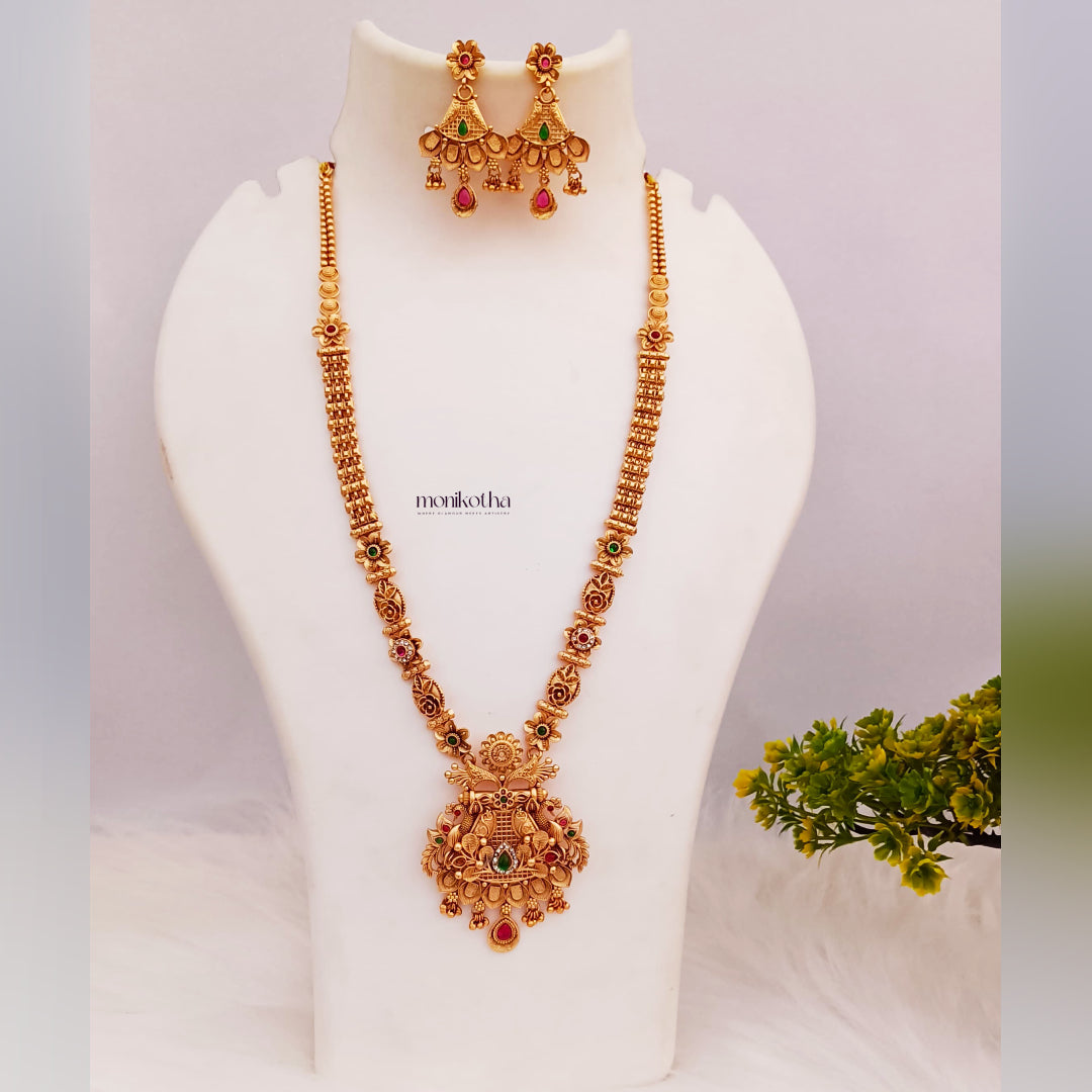 Ira Antique Long Necklace Set