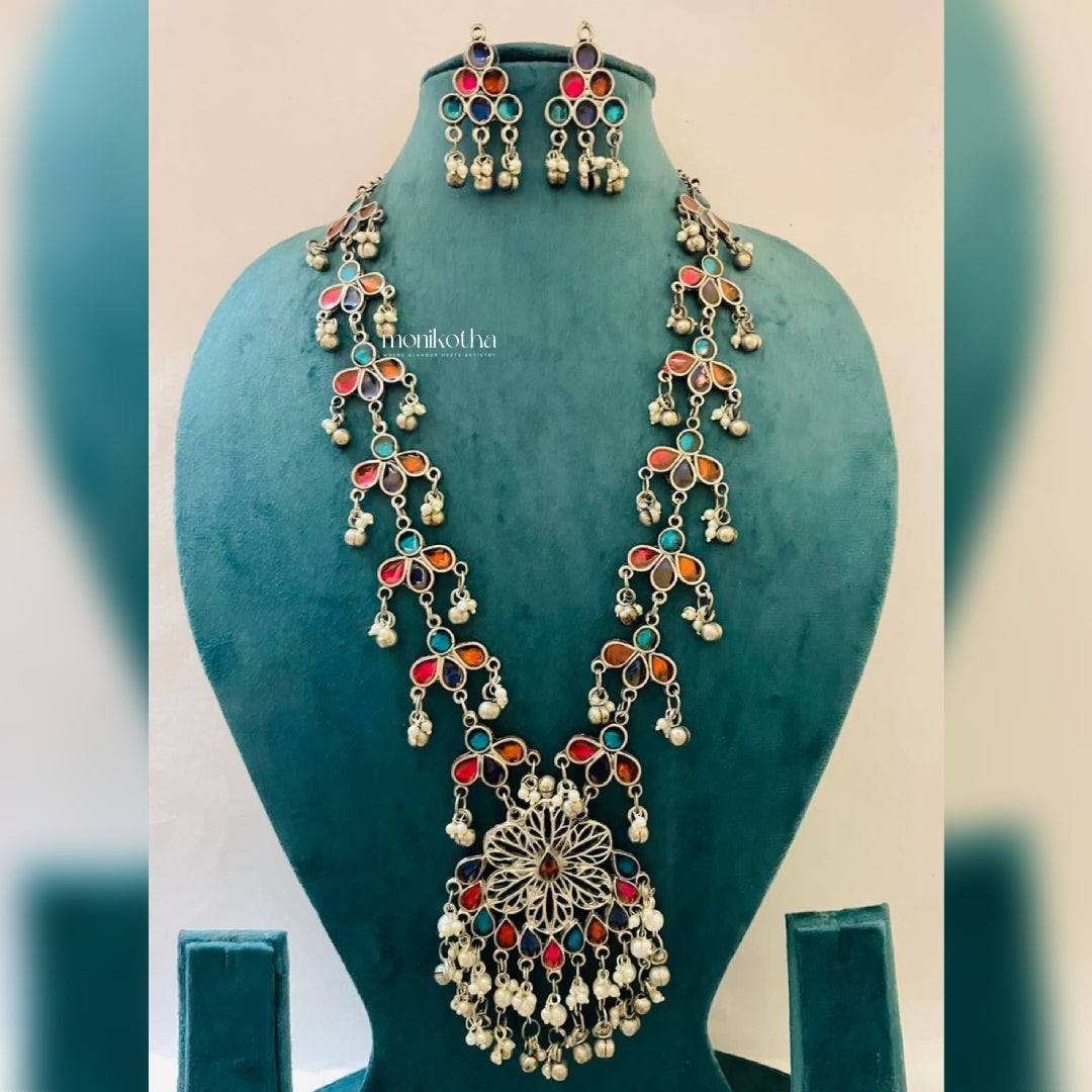 Khusi Long Necklace Set