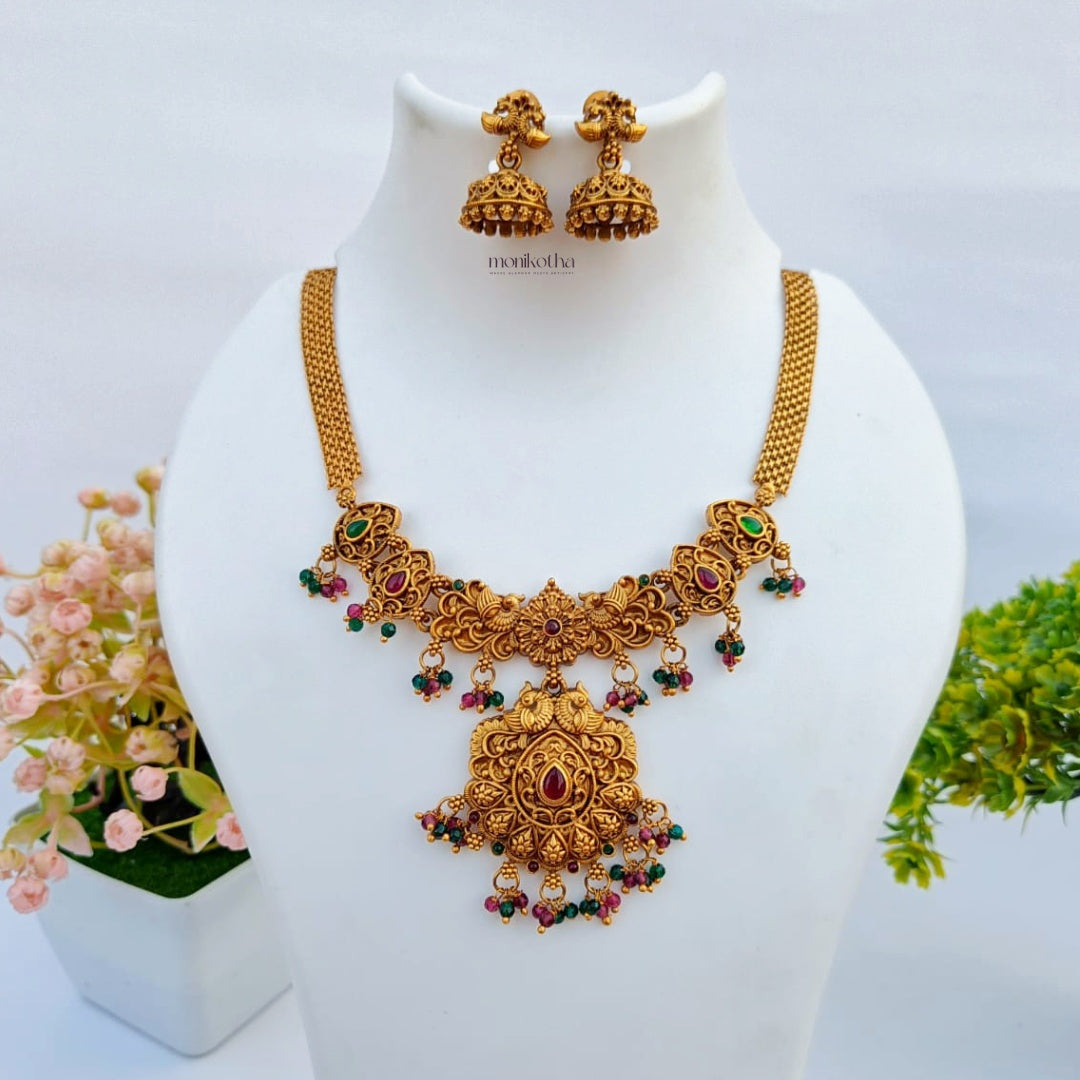 Shanaya Antique Necklace Set