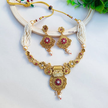 Nikita Antique Necklace Set