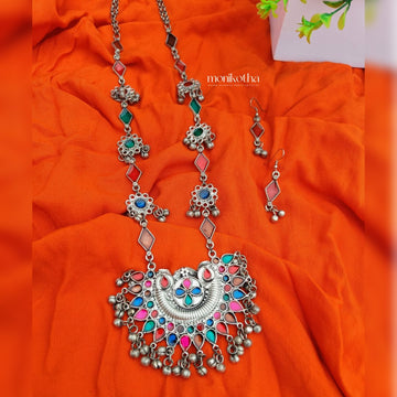 Priya Oil-painted Afghani Necklace Set