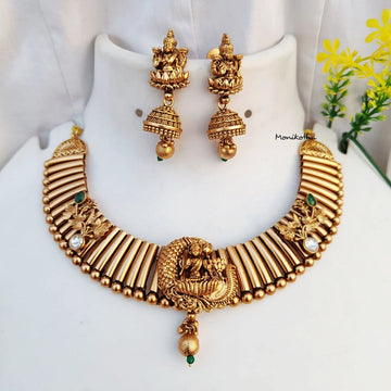 Vasundhara Royal Antique Necklace Set