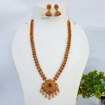 Pritha Antique Necklace Set